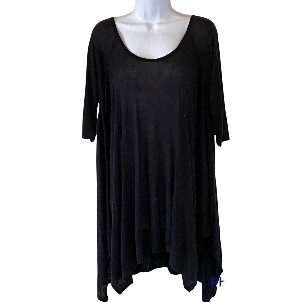 Bobeau Burnout Sharkbite Hem Tunic Black Size Medium
